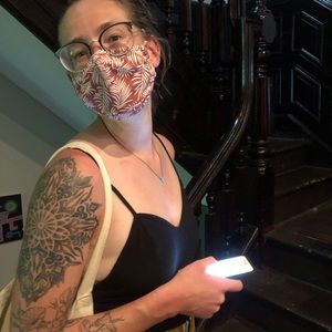 Meet your Posher, Hannah